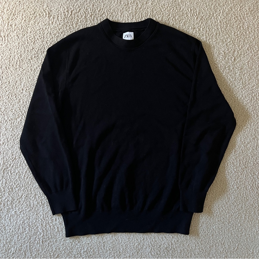 Zara Classic Black Crewneck Sweater